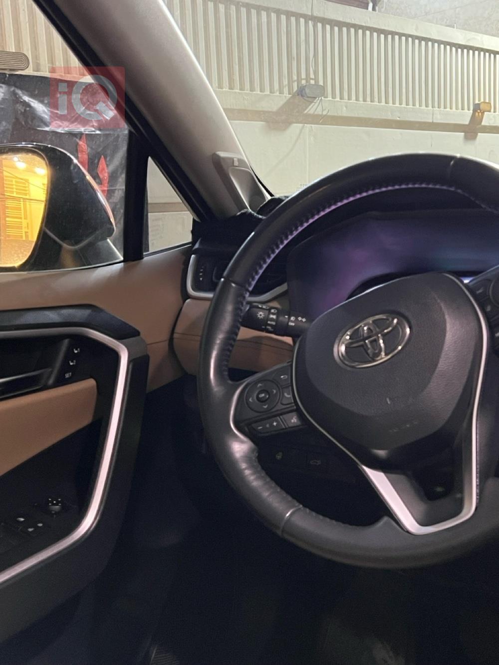 تويوتا راف 4